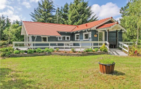 Pet Friendly Home In Hadsund With Kitchen in Helberskov